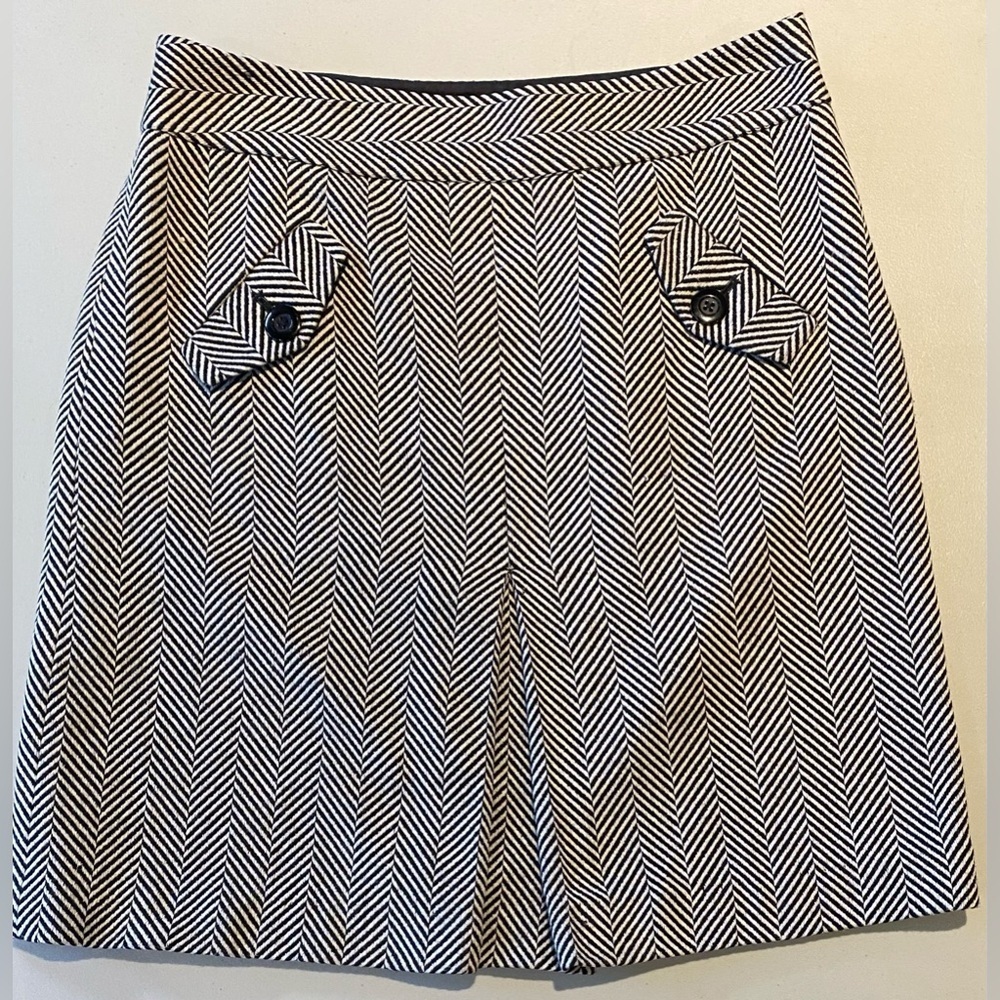 LOFT Black and White Chevron Wool Skirt, size 10